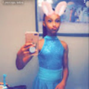 Meet your Posher, Nadia